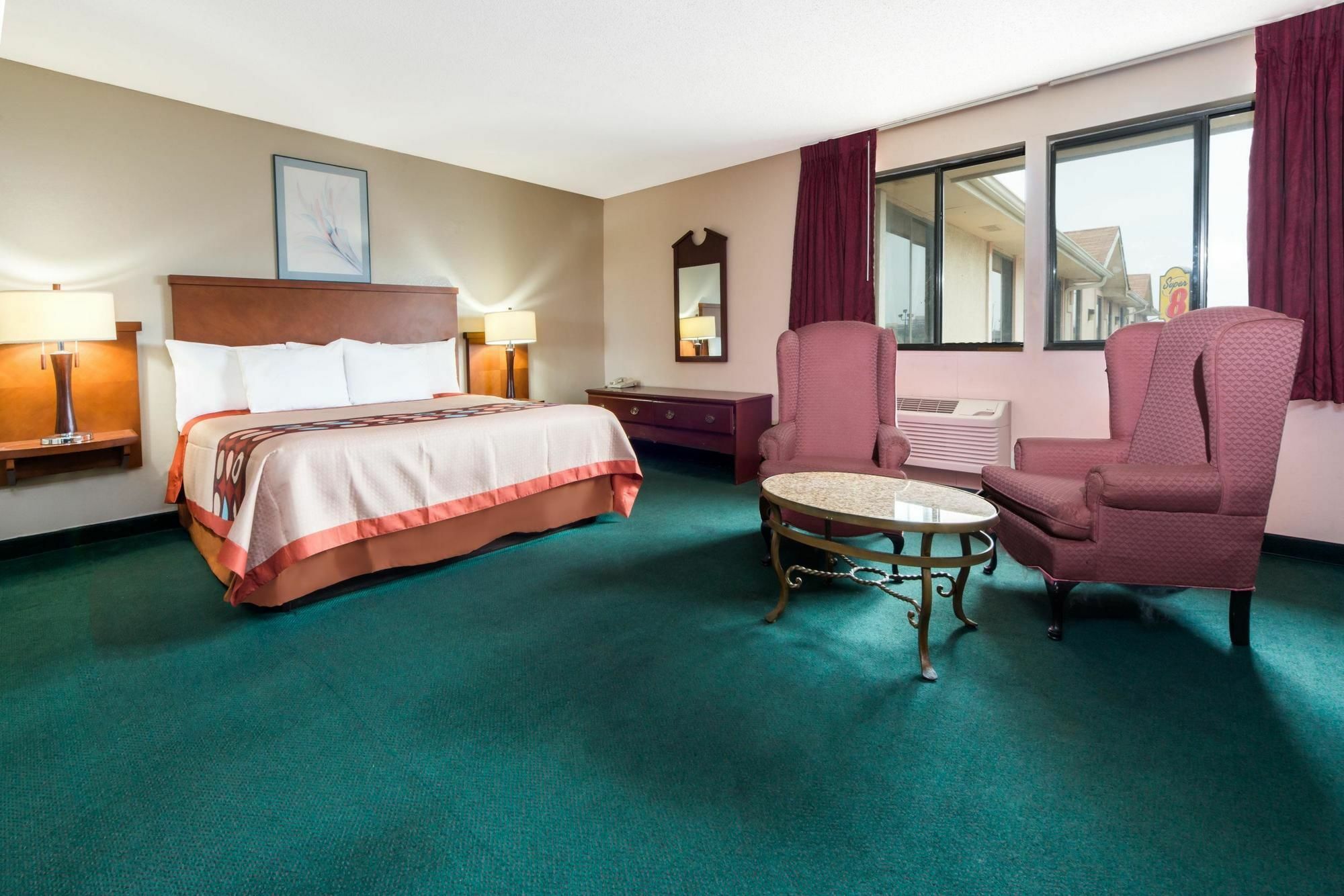 Super 8 By Wyndham Bridgeton/Arpt/St Louis Area Hotel Exterior foto