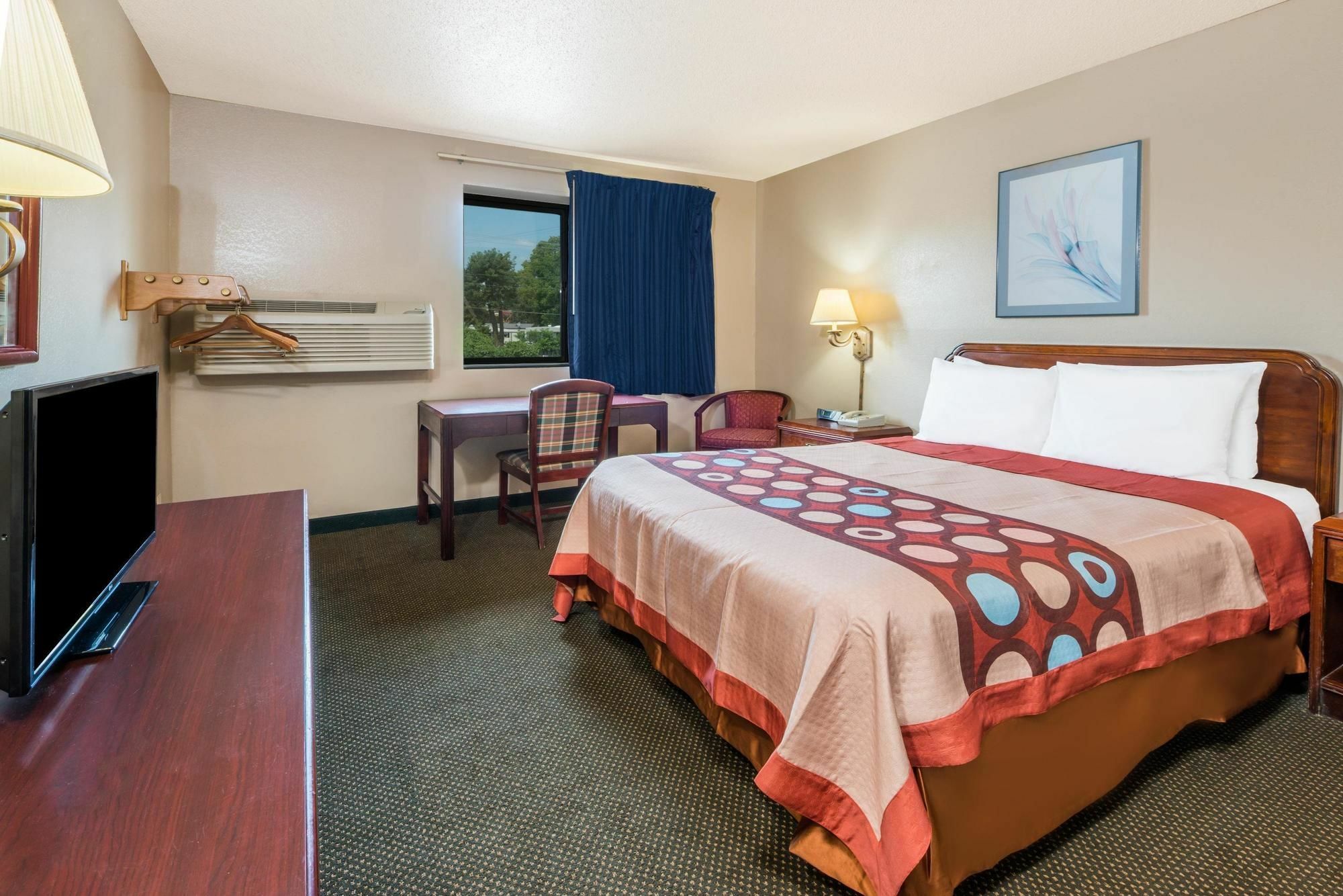 Super 8 By Wyndham Bridgeton/Arpt/St Louis Area Hotel Exterior foto